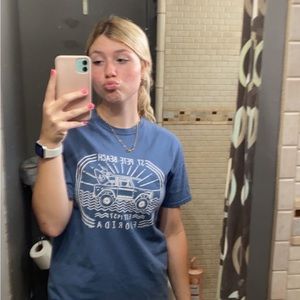 Meet your Posher, Phoenix